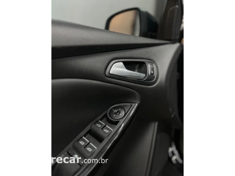 FOCUS 2.0 TITANIUM 16V FLEX 4P POWERSHIFT