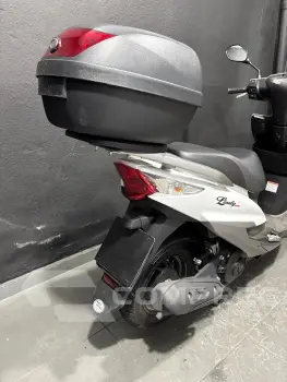 LINDY 125 CBS