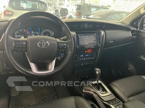 HILUX SW4