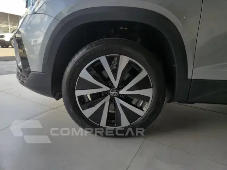 TAOS 1.4 250 TSI TOTAL FLEX HIGHLINE AUTOMÁTICO