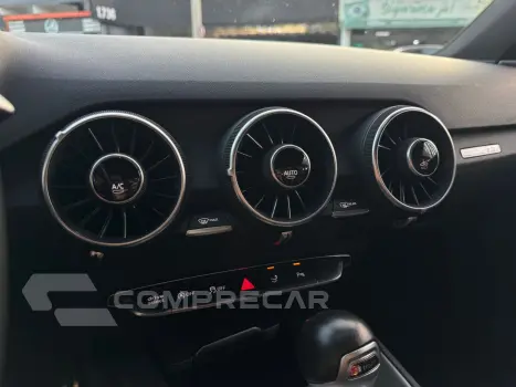 Tt 2.0 Tfsi Coupé Ambition 2P Gasolina S-Tronic