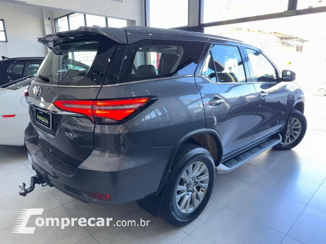 Hilux SW4 SRX 2.8