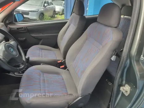 CELTA 1.0 MPFI Life 8V