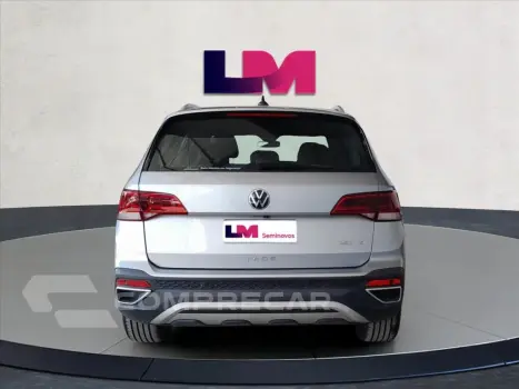 TAOS 1.4 250 TSI TOTAL FLEX HIGHLINE AUTOMÁTICO