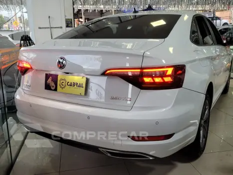 JETTA R-Line 250 TSI 1.4 Flex 16V Aut.