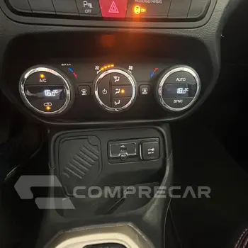 RENEGADE 1.8 16V Longitude