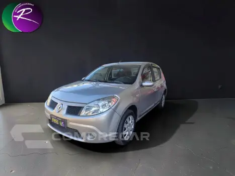 Renault SANDERO 1.6 PRIVILEGE 16V 4 portas