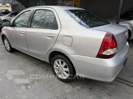 ETIOS 1.5 X PLUS SEDAN 16V FLEX 4P MANUAL