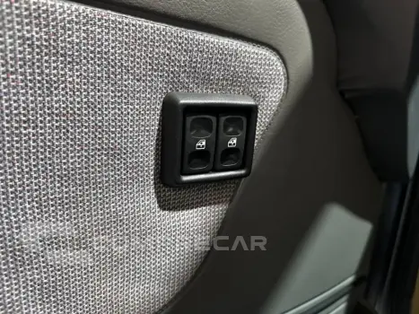 PARATI 1.8 GL 8V ÁLCOOL 2P MANUAL