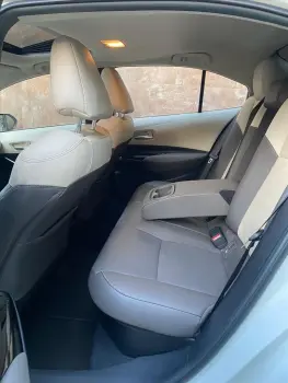 COROLLA 1.8 VVT-I Hybrid Altis Premium