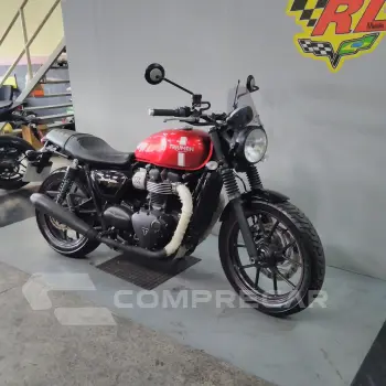 STREET TWIN 900