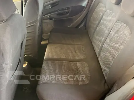 PUNTO - 1.4 8V 4P MANUAL