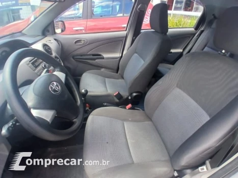 ETIOS HATCH - 1.3 XS 16V 4P MANUAL