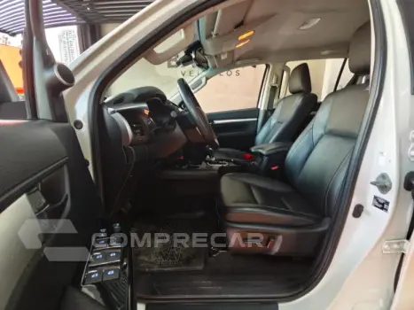 HILUX 2.8 SRX 4X4 CD 16V