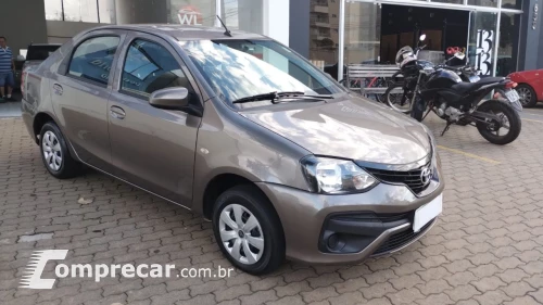 Toyota Etios Sedan 1.5 16V 4P FLEX X 4 portas