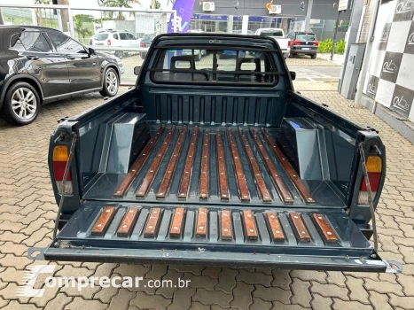 PAMPA 1.8 S CS 8V