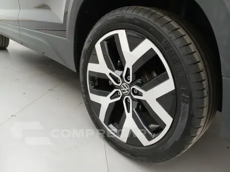 TAOS 1.4 250 TSI TOTAL FLEX HIGHLINE AUTOMÁTICO