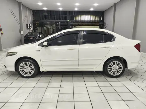 CITY Sedan LX 1.5 Flex 16V 4p Aut.