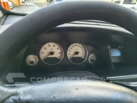 ZAFIRA - 2.0 MPFI COMFORT 8V 4P MANUAL