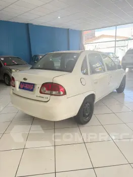 CLASSIC 1.0 MPFI Sedan 8V