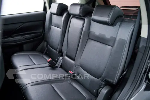 OUTLANDER 2.2 165cv Diesel Aut.