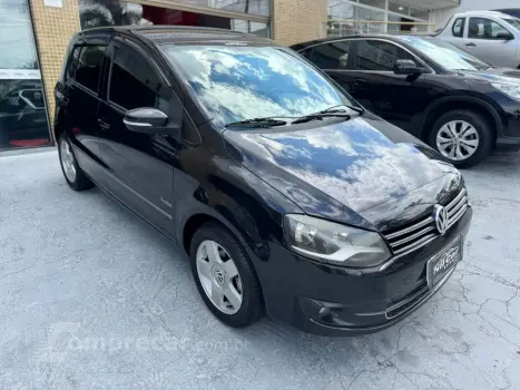 Volkswagen Fox 1.0 Mi Total Flex 8V 5p 4 portas