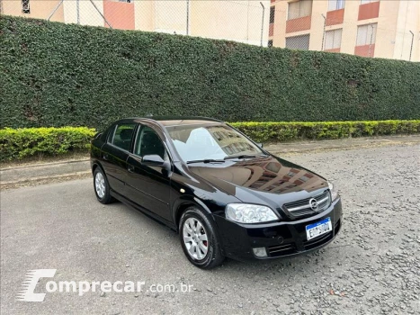 CHEVROLET ASTRA 2.0 MPFI Advantage 8V 4 portas