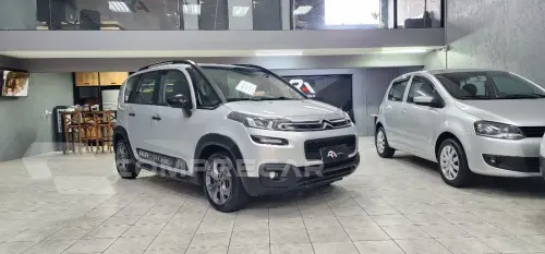 CITROEN AIRCROSS Live 1.6 Flex 16V 5p Aut. 4 portas