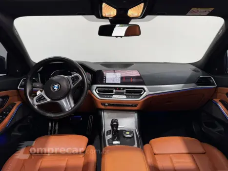 320i 2.0 16V TURBO GASOLINA M SPORT AUTOMÁTICO