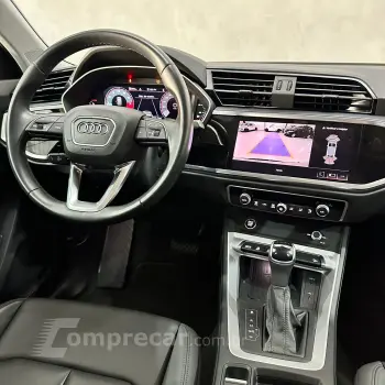 Q3 Performance 2.0 TFSI Tiptr. Quattro