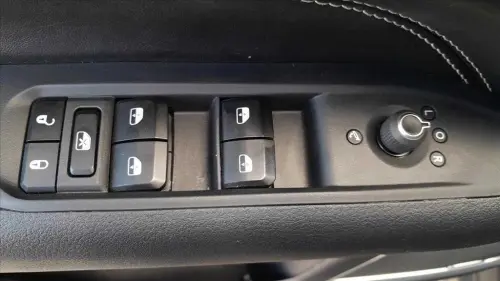 COMPASS 1.3 T270 TURBO FLEX LONGITUDE AT6