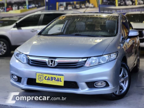 Honda CIVIC 1.8 EXS 16V 4 portas