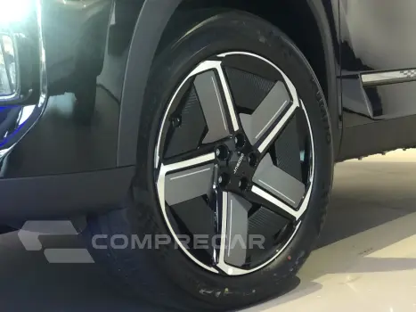 7 1.5 TGDI PHEV LUXURY DHT