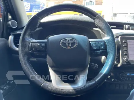 HILUX 2.8 D-4D TURBO DIESEL CD SRX 4X4 AUTOMÁTICO