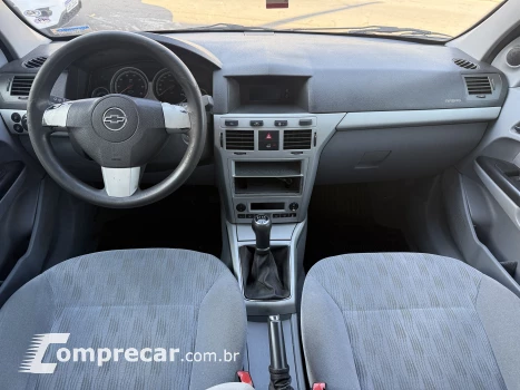 VECTRA 2.0 MPFI Elegance 8V
