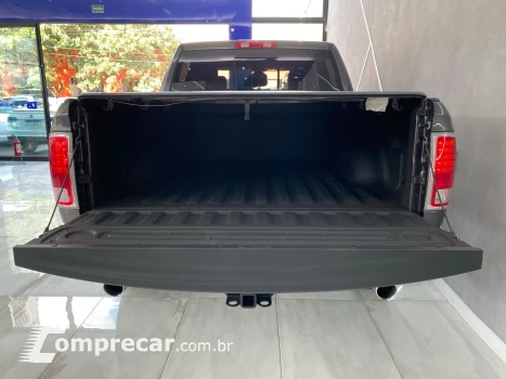 CLASSIC LARAMIE 5.7 CD V8 4X4 Aut.
