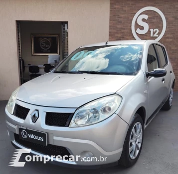 Renault SANDERO 4 portas