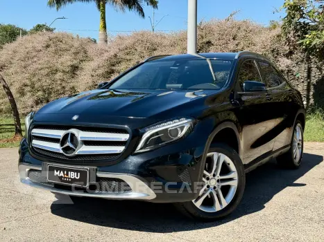 Mercedes-Benz GLA 200 1.6 CGI Advance 16V Turbo 4 portas