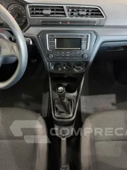 VOLKSWAGEN VOYAGE 1.0