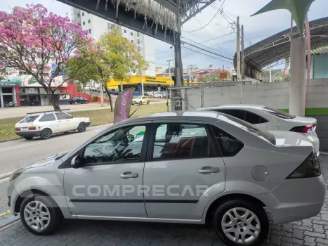 FIESTA 1.6 ROCAM SE SEDAN 8V