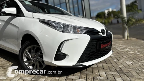 YARIS 1.5 16V Sedan XS