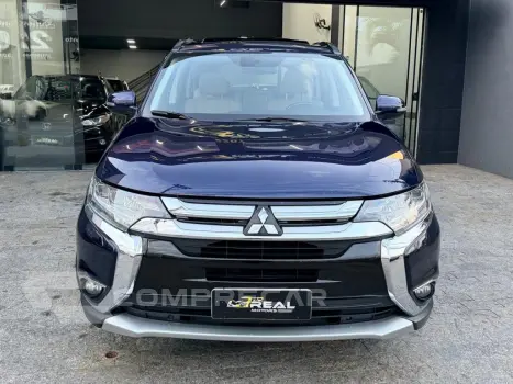 OUTLANDER 3.0 GT 4X4 V6 24V GASOLINA 4P AUTOMÁTICO