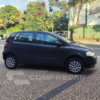 Fox Plus 1.0Mi/ 1.0Mi Total Flex 8V 4p