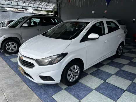 CHEVROLET ONIX 1.0 LT 4 portas