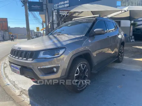 COMPASS 2.0 16V Trailhawk 4X4