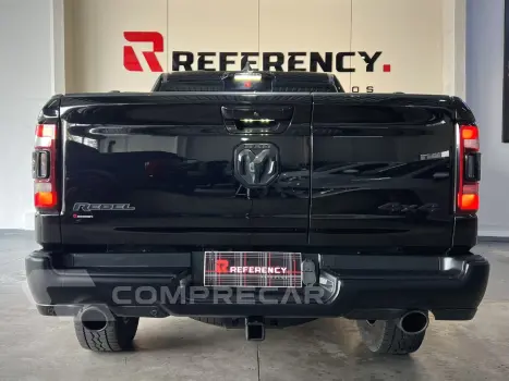 1500 5.7 V8 GASOLINA REBEL CD 4X4 AUTOMÁTICO