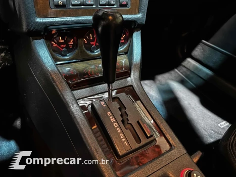 80 2.6 E V6 GASOLINA 4P AUTOMÁTICO