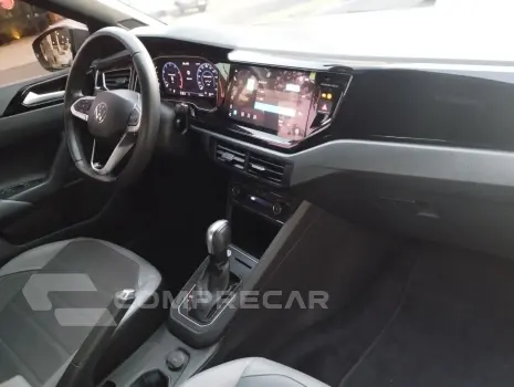 Nivus 1.0 4P FLEX 200 TSI HIGHLINE TURBO AUTOMÁTICO