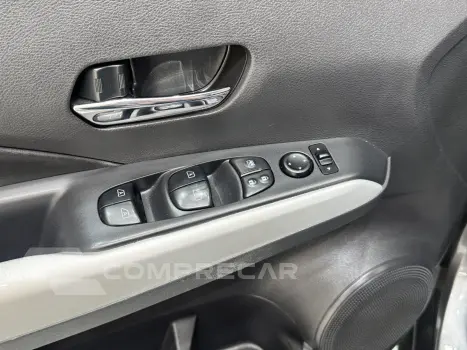 KICKS 1.6 16V FLEXSTART SV 4P XTRONIC