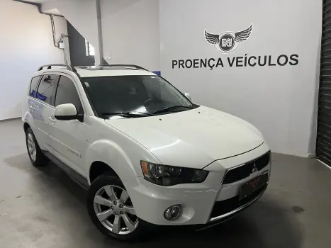 Mitsubishi OUTLANDER 3.0 GT 4X4 V6 24V 4 portas